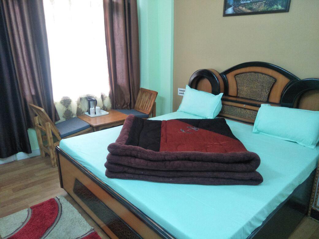 Hotel Mansarovar Banjar ภายนอก รูปภาพ